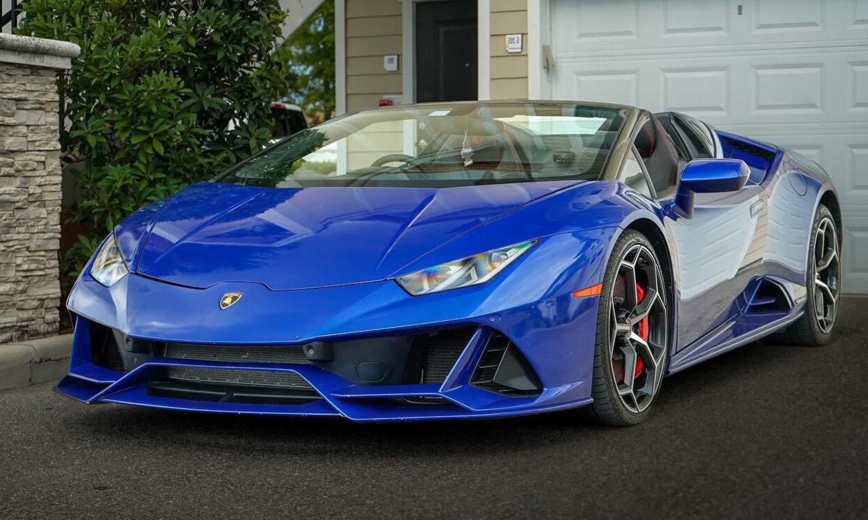Lamborghini 2020 Lamborghini Evo Spyder – view 1